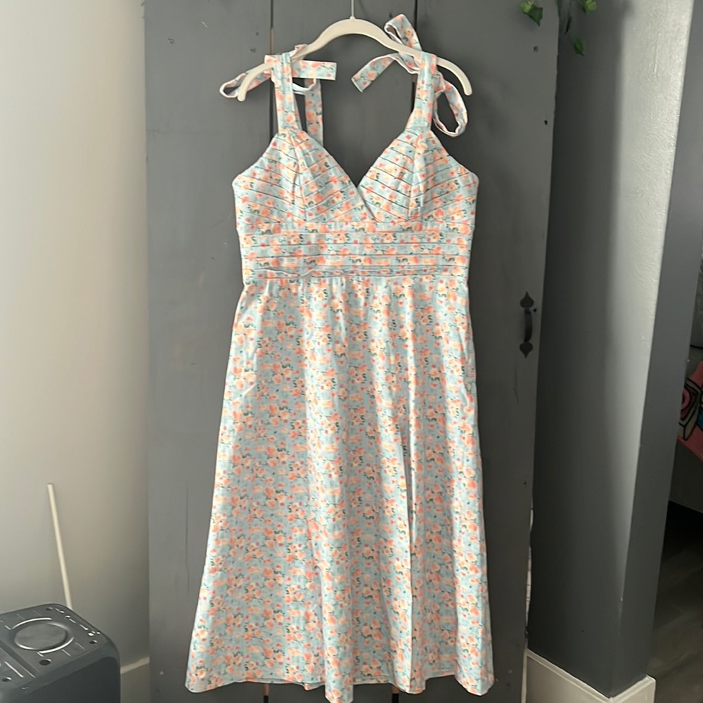 Lavish Alice Aria Pleated Midi Dress Floral Size 12